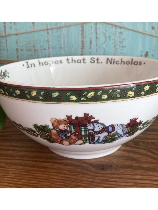 Portmeirion Studio Susan Winget 7" Serving Bowl Night Before Christmas - Picture 1 of 8